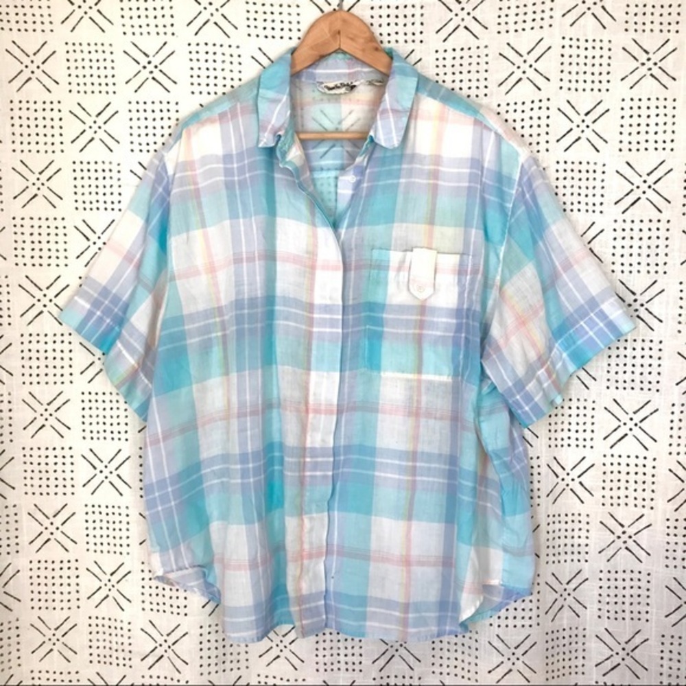 DIANE VON FURSTENBERG // vintage plaid pastel shirt sleeve button down s…